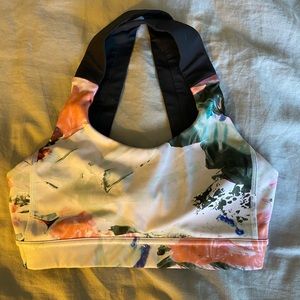 Lulu lemon sports bra